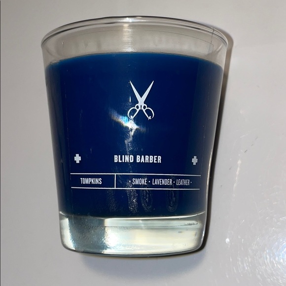 Blind Barber Tompkins Smoke Leather Candle - Picture 2 of 5